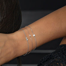 Load image into Gallery viewer, Solitaire Diamond Bracelet