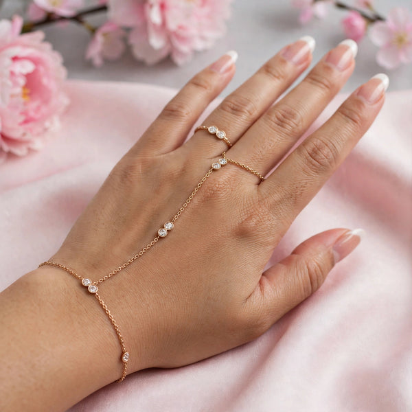 Éléa Diamond Hand Ring Bracelet